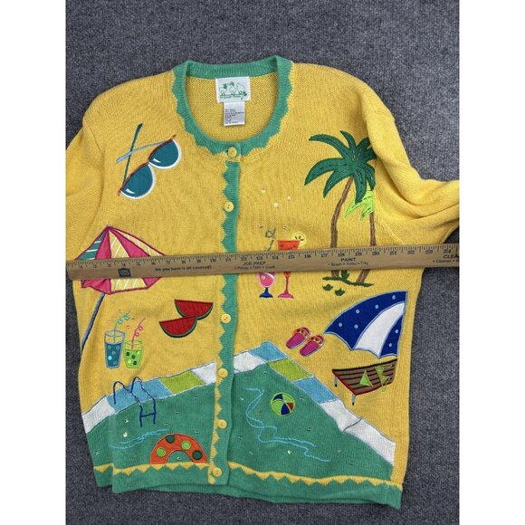 Colorful Beach-Themed Women's Sweater - Picture 4 of 7